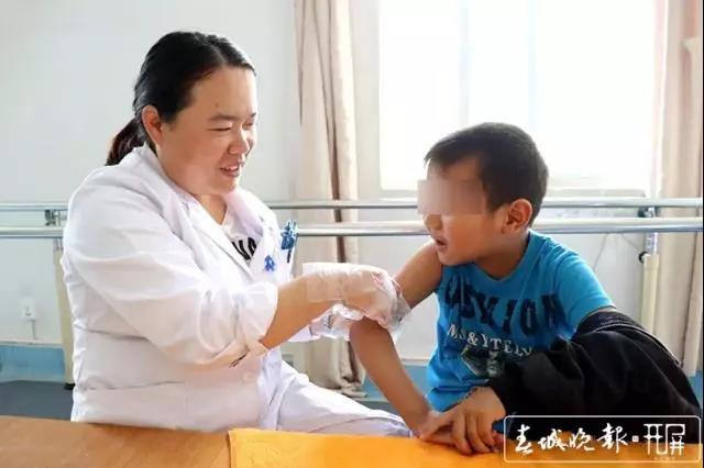 感謝春城晚報、保山新聞網(wǎng)對小潤潤的關(guān)心，感謝患者對我院的信任！